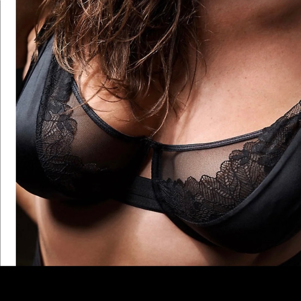 Torrid black lace bra